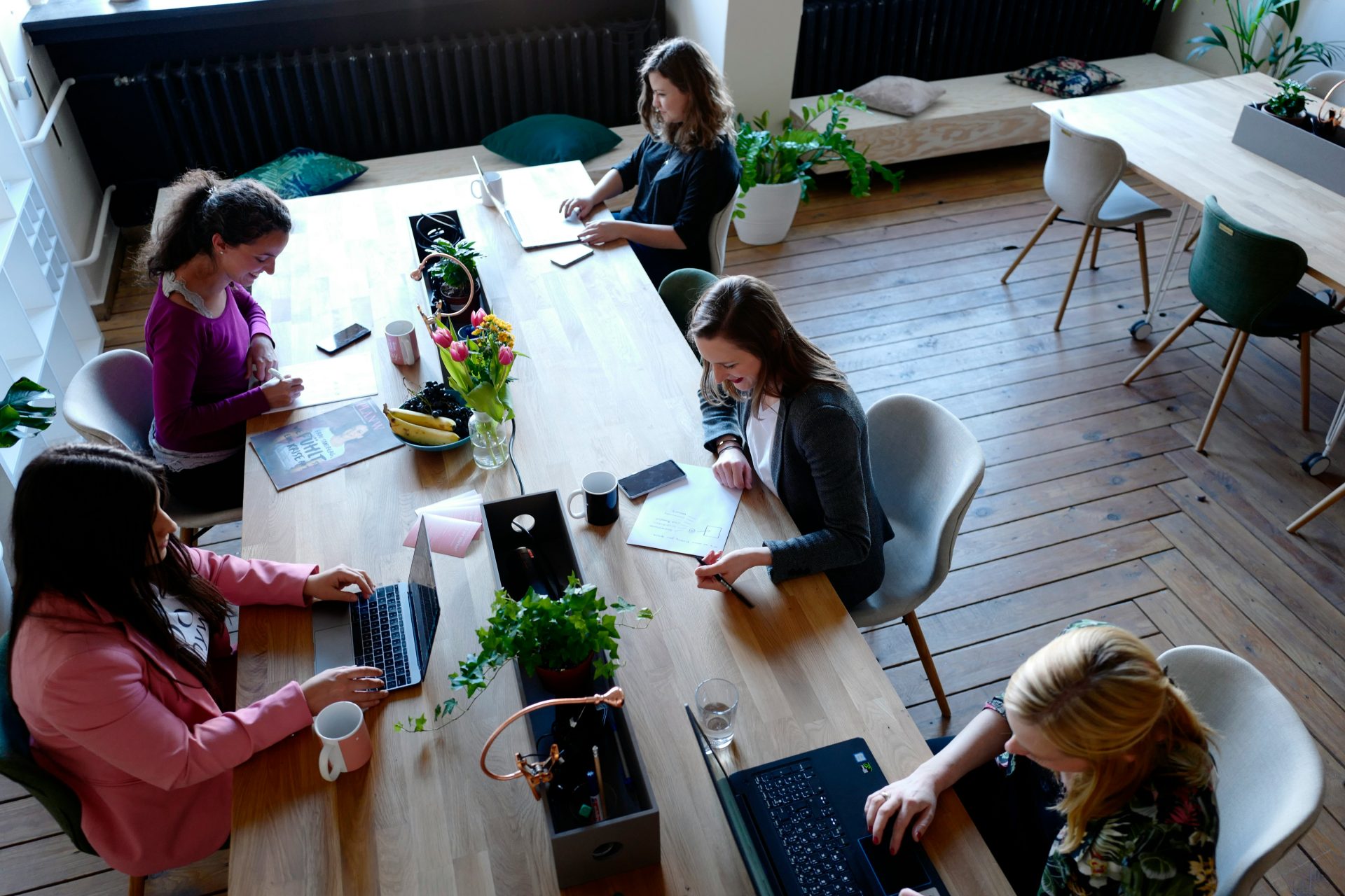 Why Nearshore Tech Services Are the Smart Choice for Modern Business