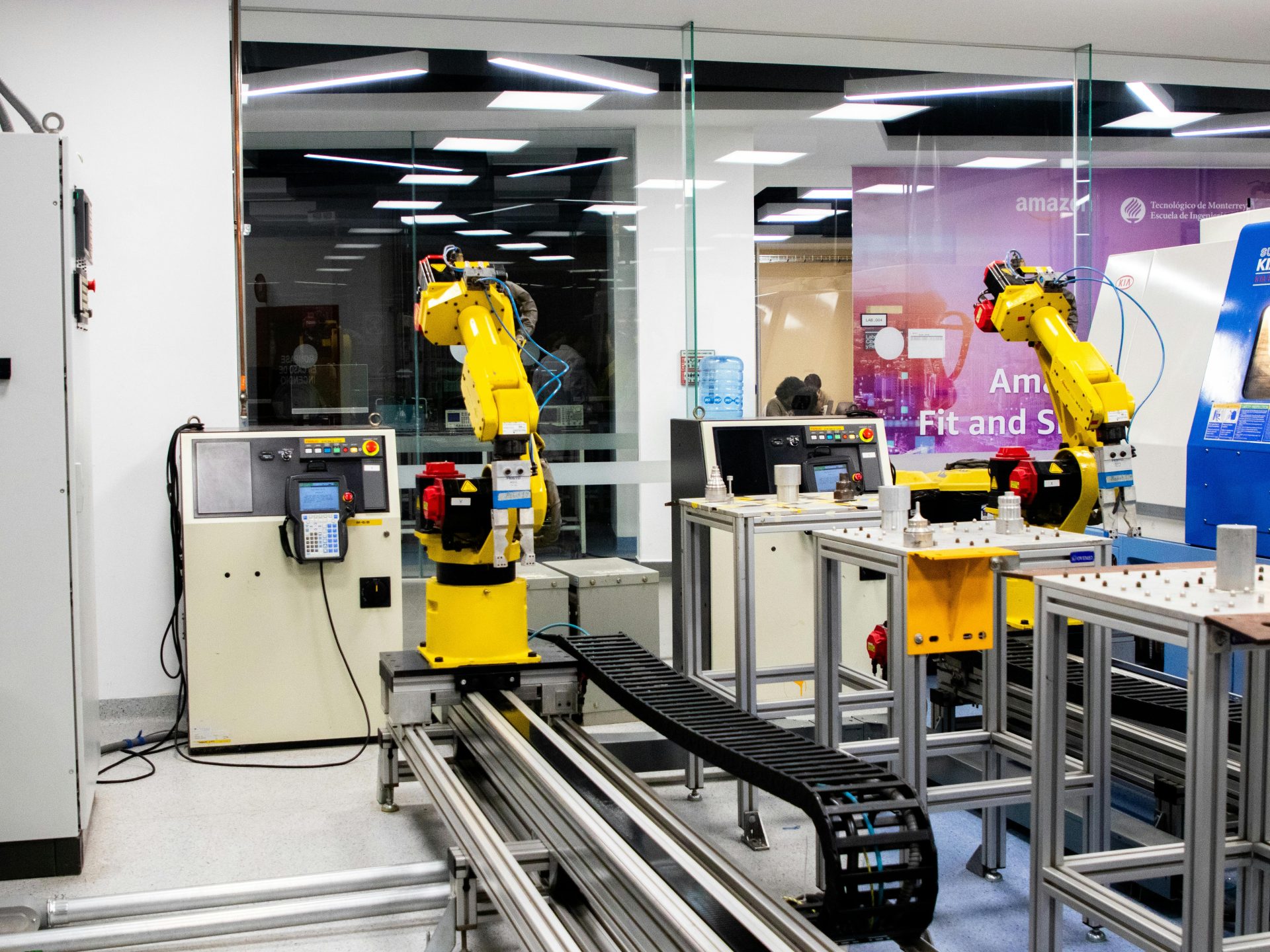 AI and Logistics: How Artificial Intelligence Is Reshaping Supply Chains in the U.S.